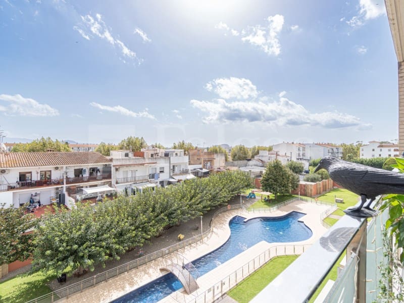 2 chambre Appartement à vendre à Empuriabrava avec piscine garage - 225 000 € (Ref: 10040744)