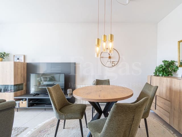 2 chambre Appartement à vendre à Empuriabrava, Castelló d'Empúries avec piscine garage - 225 000 € (Ref: 10040744)