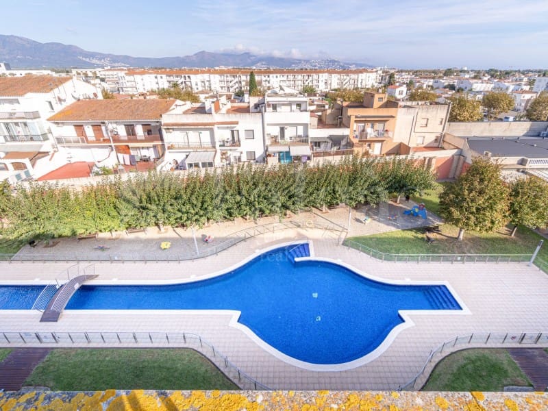 2 chambre Appartement à vendre à Empuriabrava avec piscine garage - 225 000 € (Ref: 10040744)