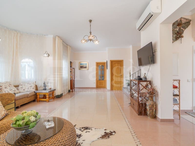 4 quarto Moradia para venda em Empuriabrava com piscina garagem - 1 995 000 € (Ref: 10050025)
