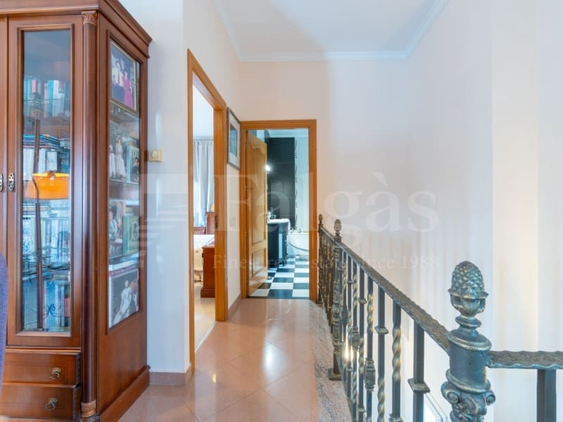 4 quarto Moradia para venda em Empuriabrava com piscina garagem - 1 995 000 € (Ref: 10050025)