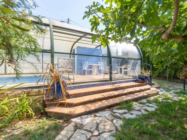 4 quarto Moradia para venda em Empuriabrava, Castelló d'Empúries com piscina garagem - 1 995 000 € (Ref: 10050025)