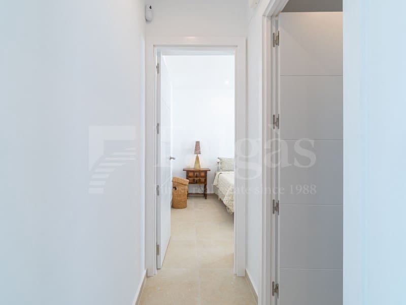 4 chambre Villa/Maison à vendre à Roses avec piscine garage - 880 000 € (Ref: 10075478)