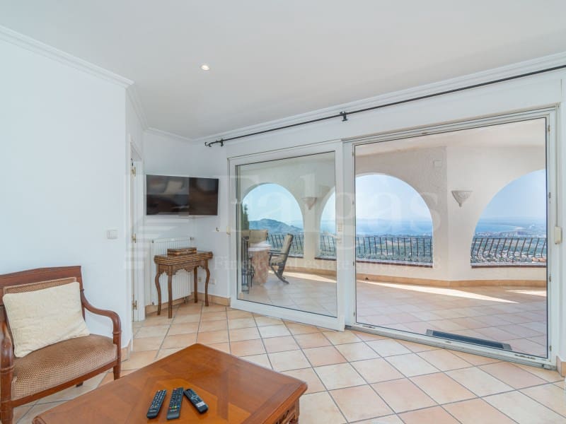 4 chambre Villa/Maison à vendre à Roses avec piscine garage - 880 000 € (Ref: 10075478)