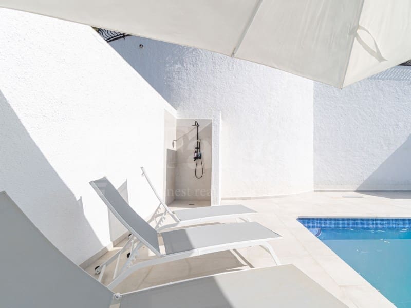 4 chambre Villa/Maison à vendre à Roses avec piscine garage - 880 000 € (Ref: 10075478)