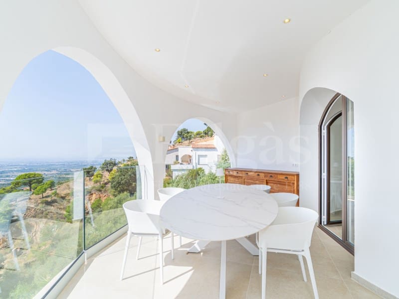 4 chambre Villa/Maison à vendre à Roses avec piscine garage - 880 000 € (Ref: 10075478)