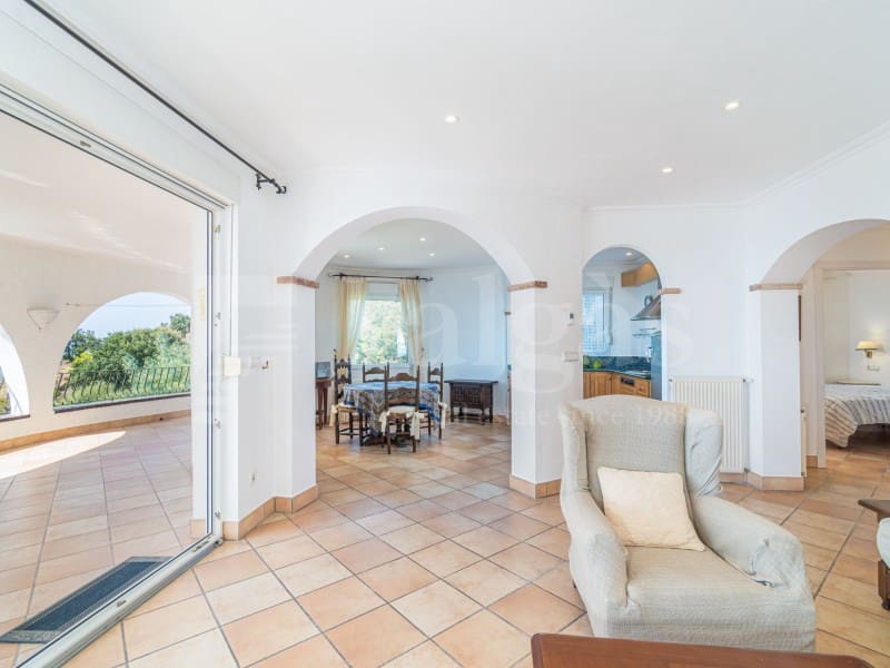 4 chambre Villa/Maison à vendre à Roses avec piscine garage - 880 000 € (Ref: 10075478)