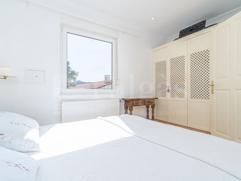 4 chambre Villa/Maison à vendre à Roses avec piscine garage - 880 000 € (Ref: 10075478)