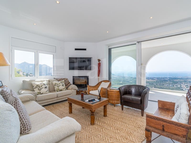 4 chambre Villa/Maison à vendre à Roses avec piscine garage - 880 000 € (Ref: 10075478)