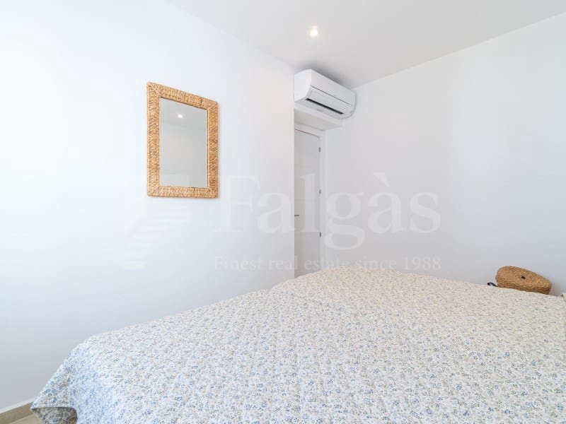 4 chambre Villa/Maison à vendre à Roses avec piscine garage - 880 000 € (Ref: 10075478)