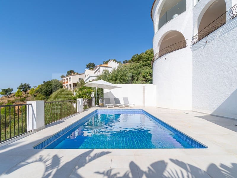 4 chambre Villa/Maison à vendre à Roses avec piscine garage - 880 000 € (Ref: 10075478)