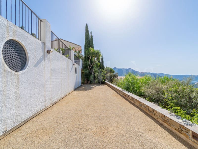 4 chambre Villa/Maison à vendre à Roses avec piscine garage - 880 000 € (Ref: 10075478)