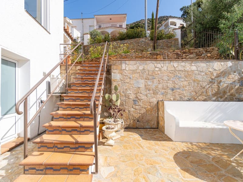 4 chambre Villa/Maison à vendre à Roses avec piscine garage - 880 000 € (Ref: 10075478)