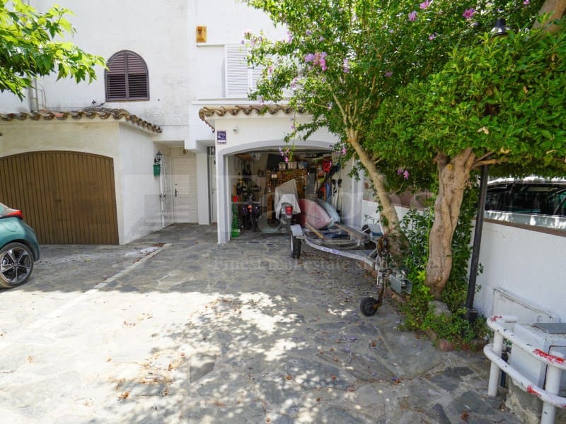 3 soverom Hus til salgs i Empuriabrava med garasje - € 595 000 (Ref: 10078162)