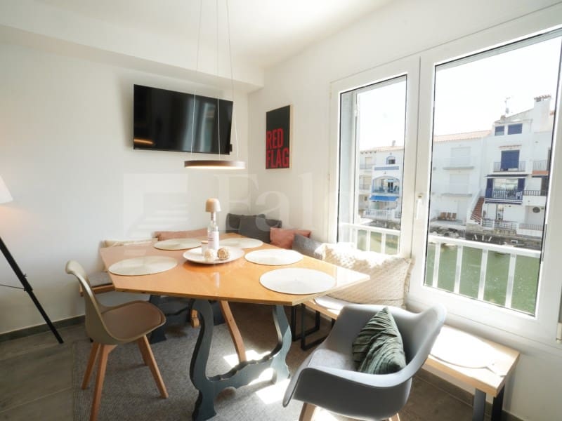 3 soverom Hus til salgs i Empuriabrava med garasje - € 595 000 (Ref: 10078162)