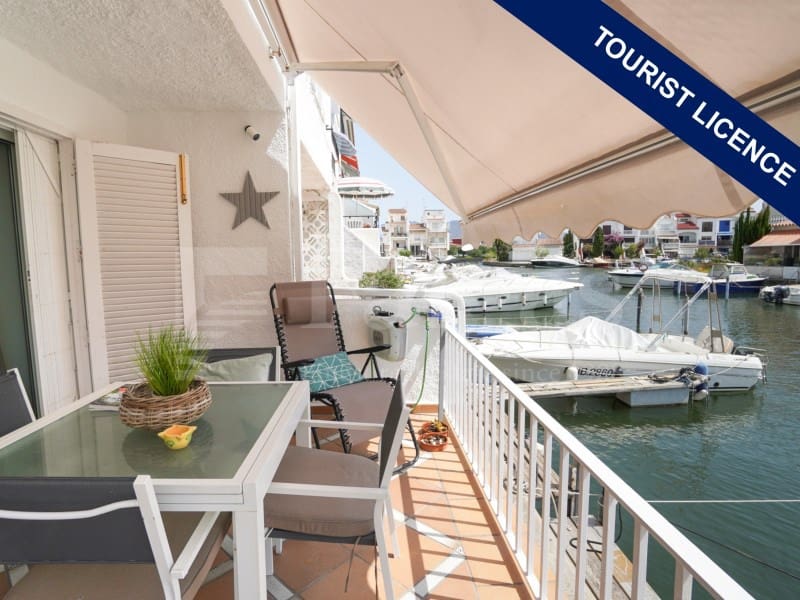 3 soverom Hus til salgs i Empuriabrava med garasje - € 595 000 (Ref: 10078162)