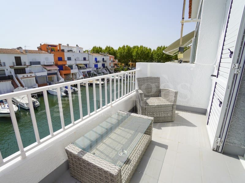 3 soverom Hus til salgs i Empuriabrava med garasje - € 595 000 (Ref: 10078162)