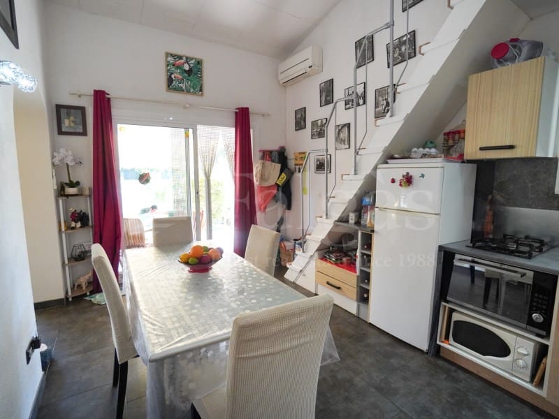 2 sovrum Hus till salu i Empuriabrava med garage - 245 000 € (Ref: 10081062)