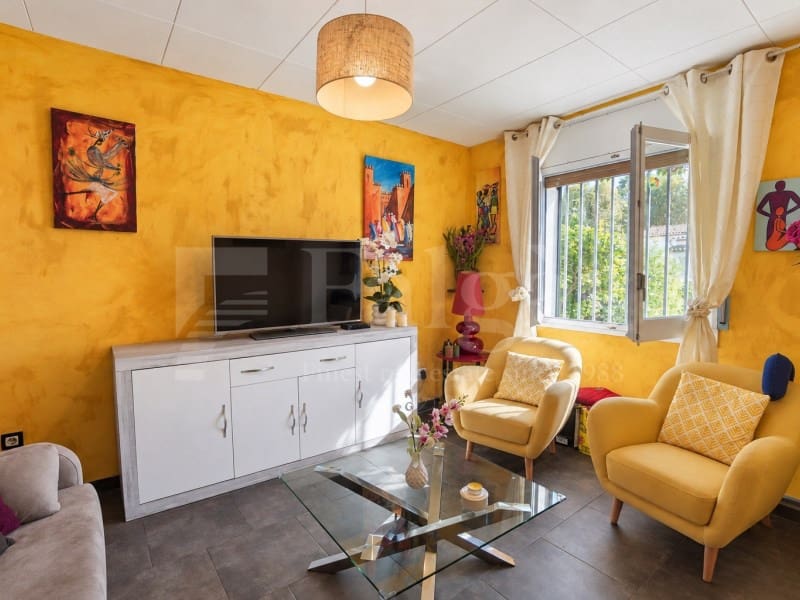 2 sovrum Hus till salu i Empuriabrava med garage - 245 000 € (Ref: 10081062)