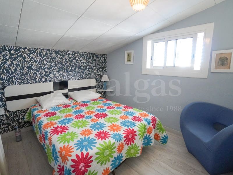 2 sovrum Hus till salu i Empuriabrava med garage - 245 000 € (Ref: 10081062)