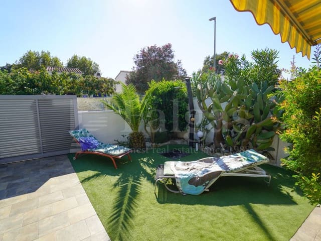 2 sovrum Hus till salu i Empuriabrava, Castelló d'Empúries med garage - 245 000 € (Ref: 10081062)