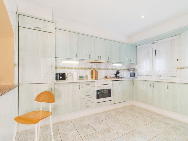 3 slaapkamer Villa te koop in Empuriabrava met zwembad garage - € 950.000 (Ref: 10094373)