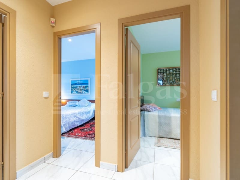 3 slaapkamer Villa te koop in Empuriabrava met zwembad garage - € 950.000 (Ref: 10094373)