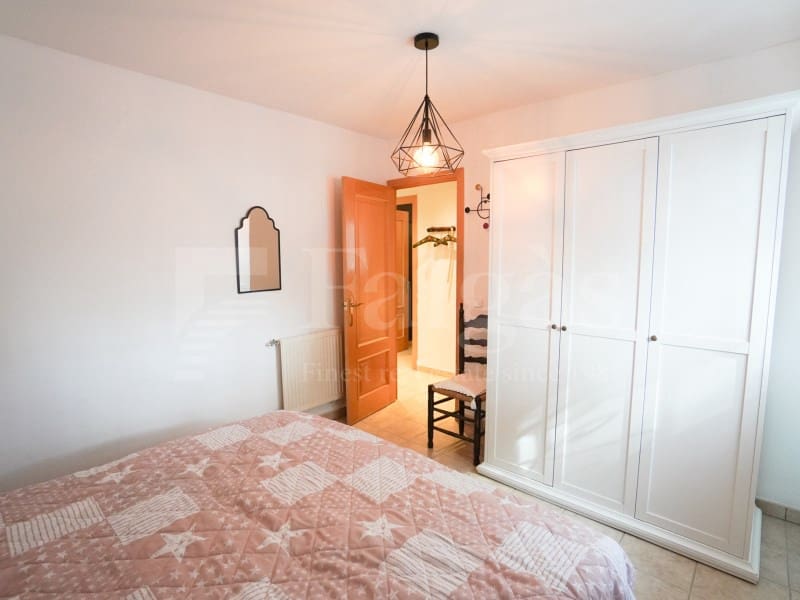 6 slaapkamer Villa te koop in Empuriabrava met zwembad garage - € 535.000 (Ref: 10098289)