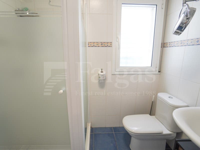 6 slaapkamer Villa te koop in Empuriabrava met zwembad garage - € 535.000 (Ref: 10098289)