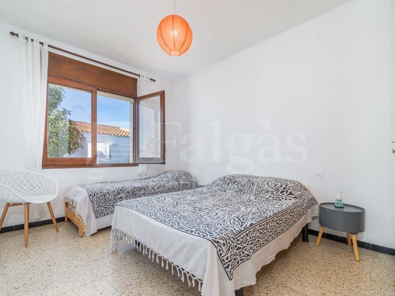 2 quarto Apartamento para venda em Empuriabrava com garagem - 230 000 € (Ref: 10100161)