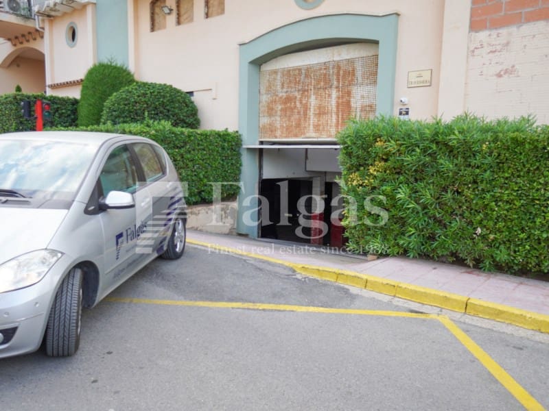 Garage for sale in Empuriabrava - € 19,000 (Ref: 10139401)