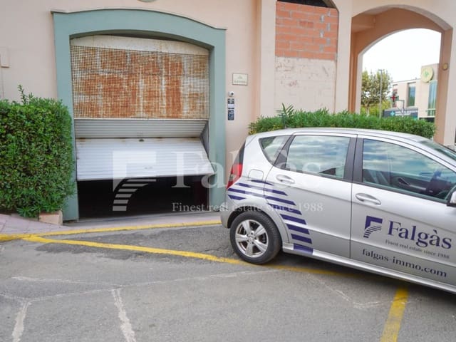 Garage for sale in Empuriabrava, Castelló d'Empúries - € 19,000 (Ref: 10139401)