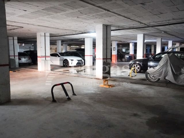 Garage for sale in Empuriabrava, Castelló d'Empúries - € 19,000 (Ref: 10139401)