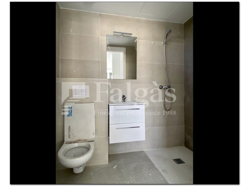 4 chambre Villa/Maison Semi-Mitoyenne à vendre à Empuriabrava avec piscine - 725 000 € (Ref: 10139402)