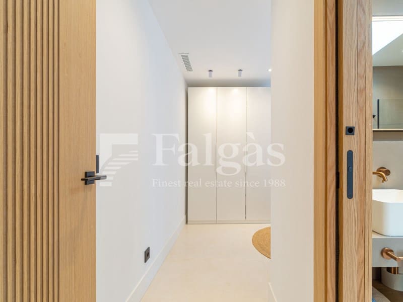 3 bedroom Villa for sale in Empuriabrava with pool garage - € 790,000 (Ref: 10142359)
