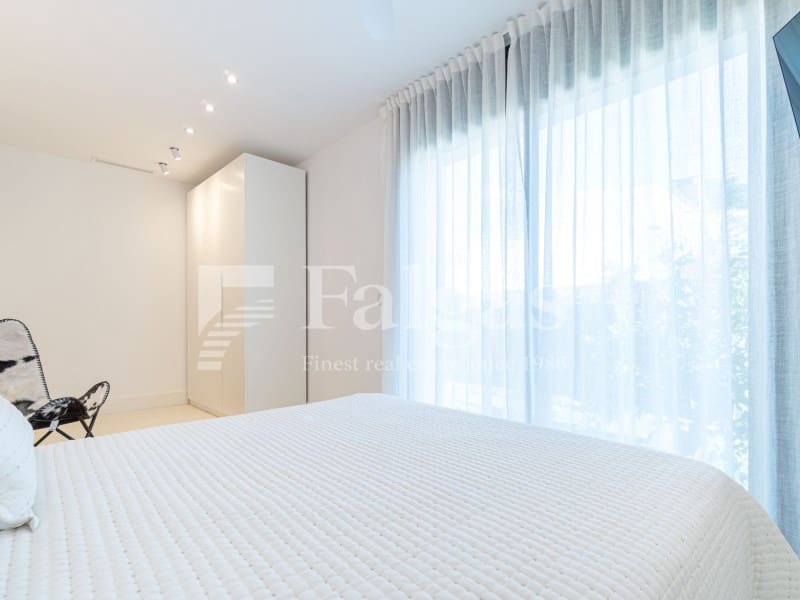 3 bedroom Villa for sale in Empuriabrava with pool garage - € 790,000 (Ref: 10142359)