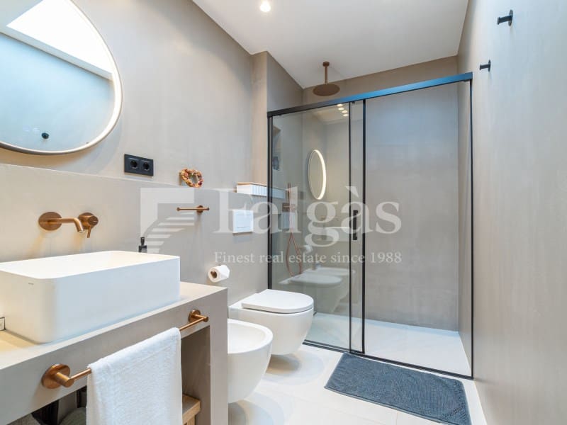 3 bedroom Villa for sale in Empuriabrava with pool garage - € 790,000 (Ref: 10142359)