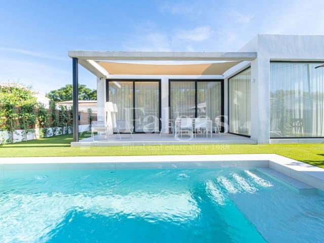 3 bedroom Villa for sale in Empuriabrava, Castelló d'Empúries with pool garage - € 790,000 (Ref: 10142359)
