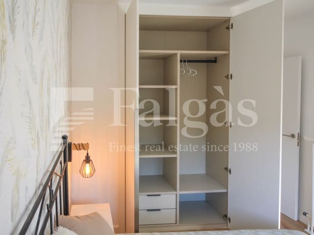 Piso de 4 habitaciones en Figueres en venta - 235.000 € (Ref: 9192908)