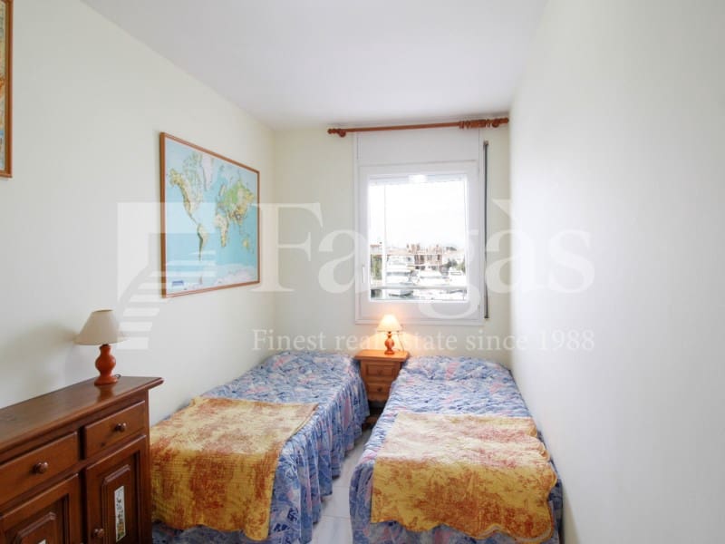 2 chambre Appartement à vendre à Empuriabrava - 279 000 € (Ref: 9192910)