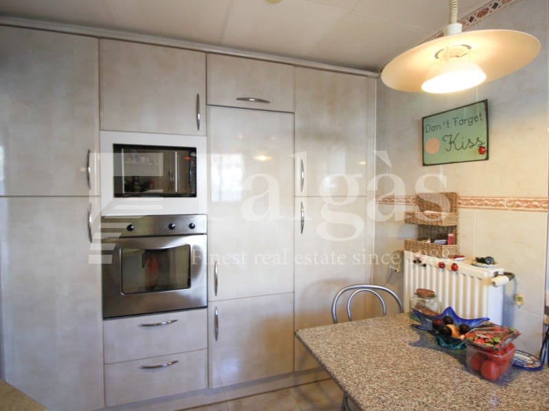 4 Zimmer Villa zu verkaufen in Empuriabrava mit Garage - 325.000 € (Ref: 9192911)