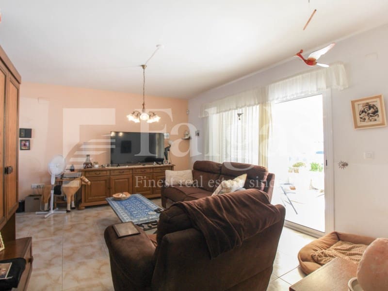 4 Zimmer Villa zu verkaufen in Empuriabrava mit Garage - 325.000 € (Ref: 9192911)