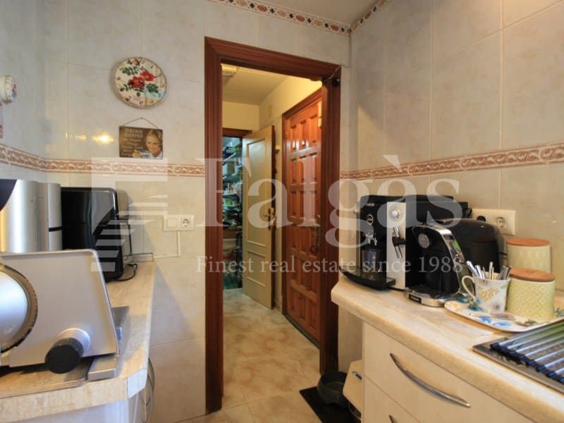 4 Zimmer Villa zu verkaufen in Empuriabrava mit Garage - 325.000 € (Ref: 9192911)