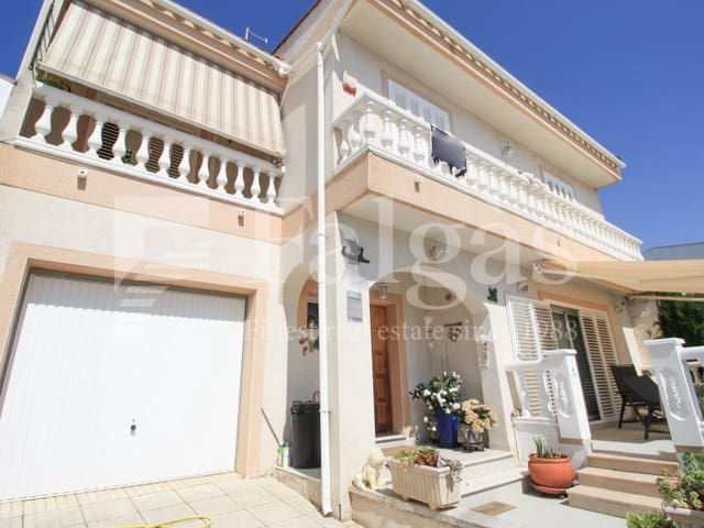 4 Zimmer Villa zu verkaufen in Empuriabrava, Castelló d'Empúries mit Garage - 325.000 € (Ref: 9192911)