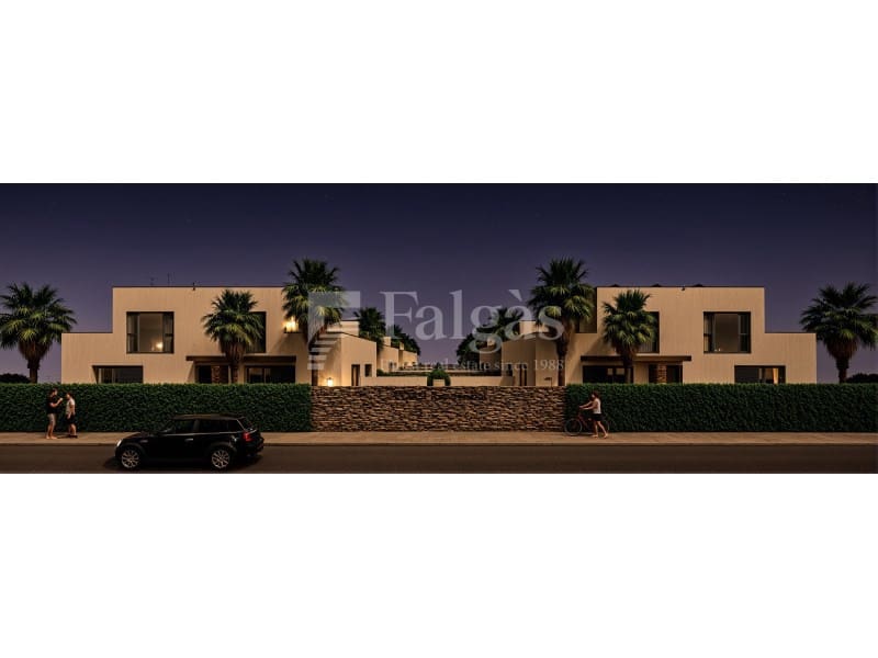 3 sypialnia Dom blizniak na sprzedaż w Empuriabrava z basenem garażem - 399 000 € (Ref: 9192914)