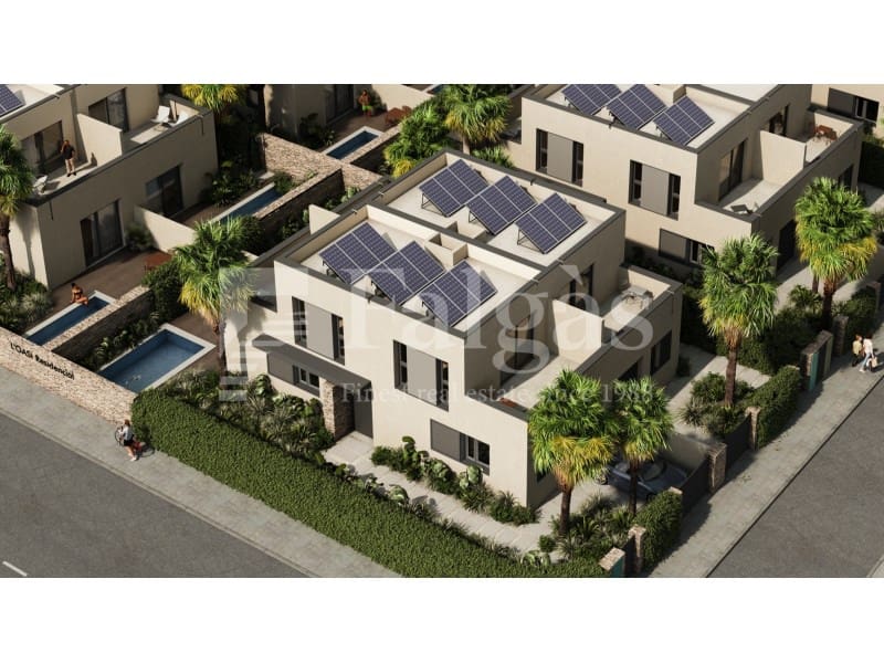 3 sypialnia Dom blizniak na sprzedaż w Empuriabrava z basenem garażem - 399 000 € (Ref: 9192914)