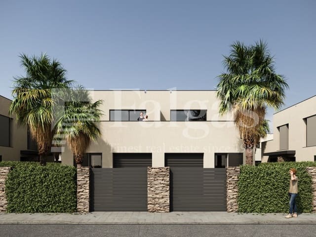 3 bedroom Semi-detached Villa for sale in Empuriabrava, Castelló d'Empúries with pool garage - € 399,000 (Ref: 9192914)