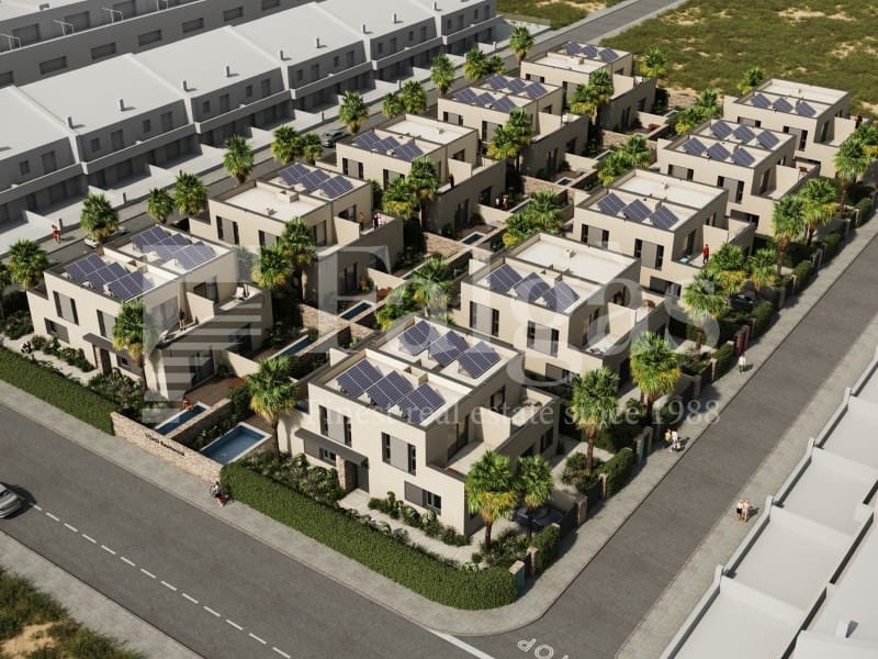 3 sypialnia Dom blizniak na sprzedaż w Empuriabrava z basenem garażem - 399 000 € (Ref: 9192914)