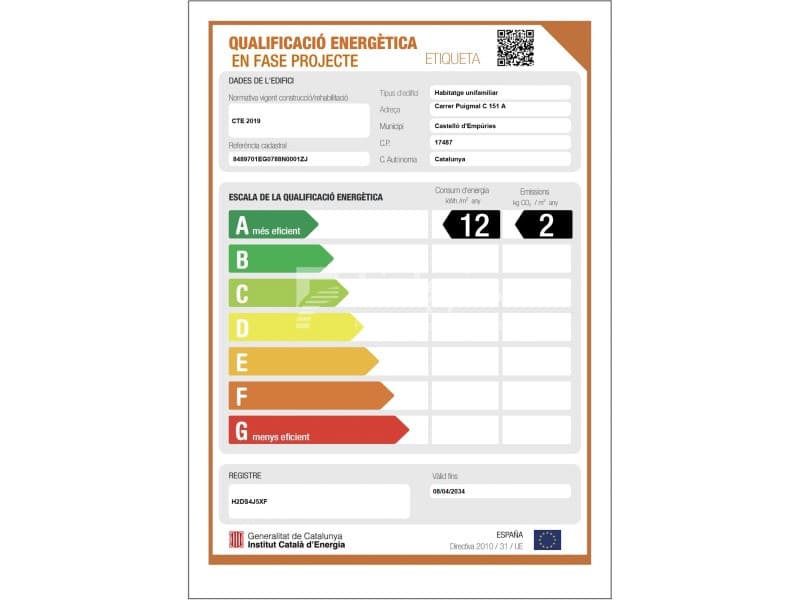 3 makuuhuone Paritalo myytävänä paikassa Empuriabrava mukana uima-altaan 
autotalli - 399 000 € (Ref: 9192914)