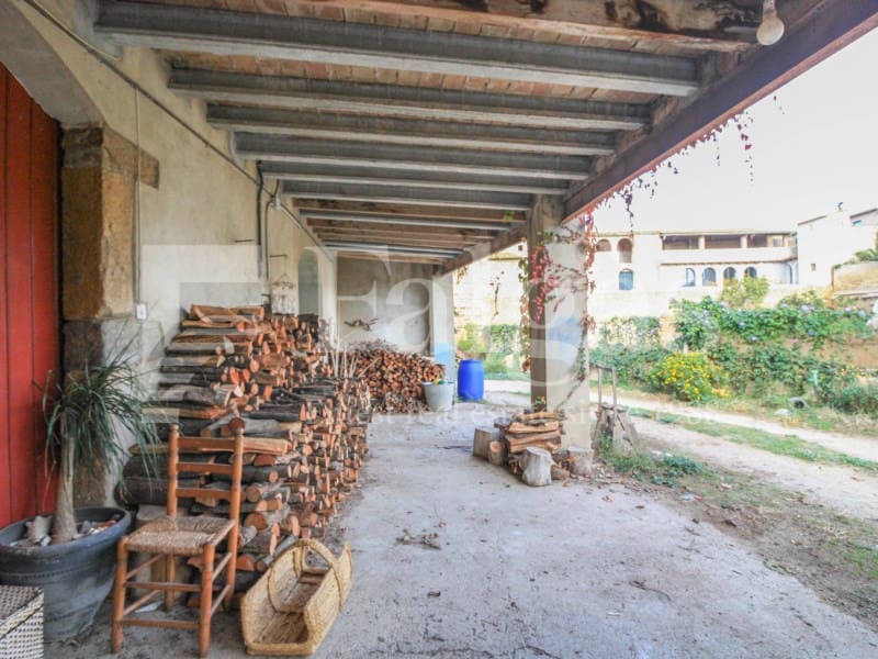 4 slaapkamer Finca/Landhuis te koop in Peralada - € 470.000 (Ref: 9192916)